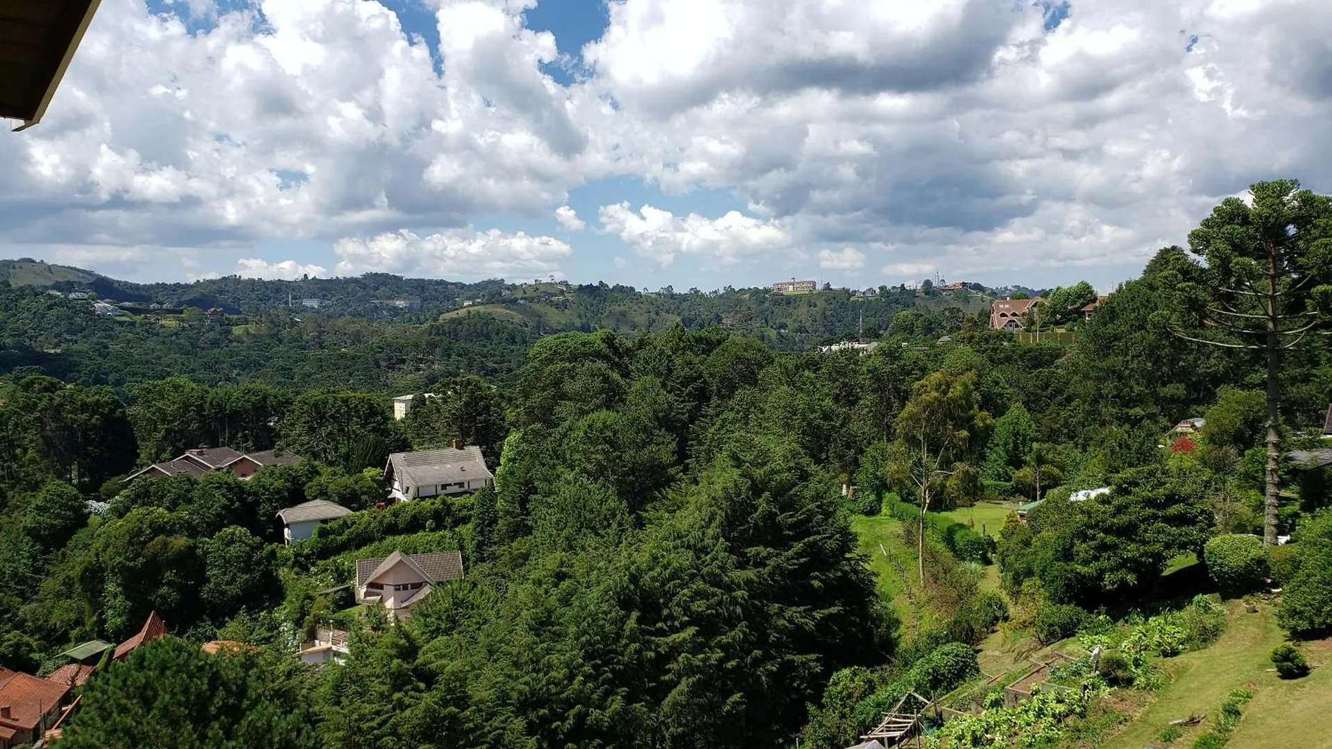 Flat Duplex Com Excelente Vista A 1,2 Km Capivari Campos do Jordão Brésil
